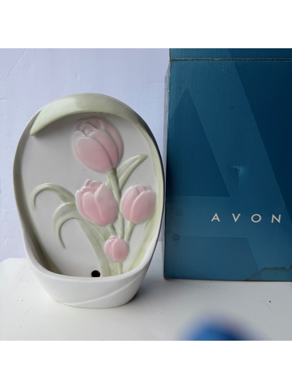 Vintage Avon Elegant Blooms‎ Cascading Fountain Ceramic Tulip Decor D-13